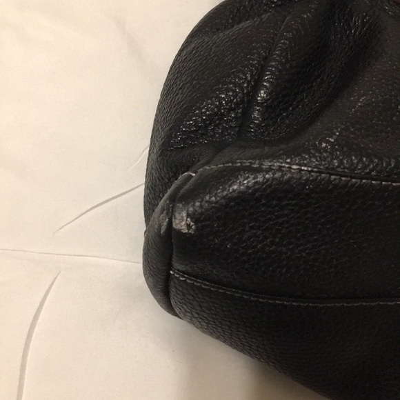 Stylish and roomy handbag! - Picture 5 of 5